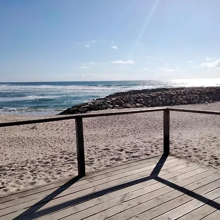 Doris Beach House. Praia .ovar.aveiro بيت للعطل فورادورو